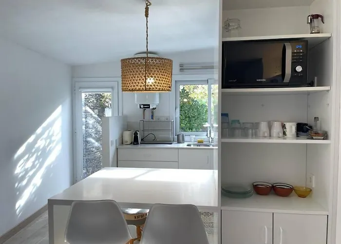 아파트 Loft Centrico De Diseno En Con Patio 카다케스