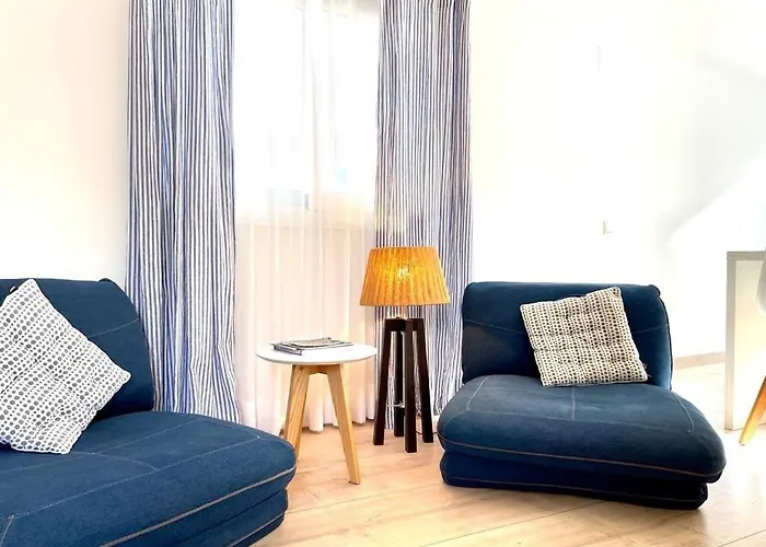 아파트 Loft Centrico De Diseno En Con Patio 카다케스